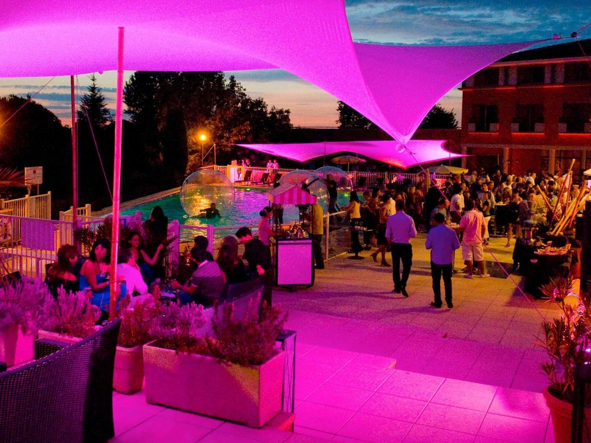 Mercure Toulouse Aeroport Golf De Seilh Bagian luar foto