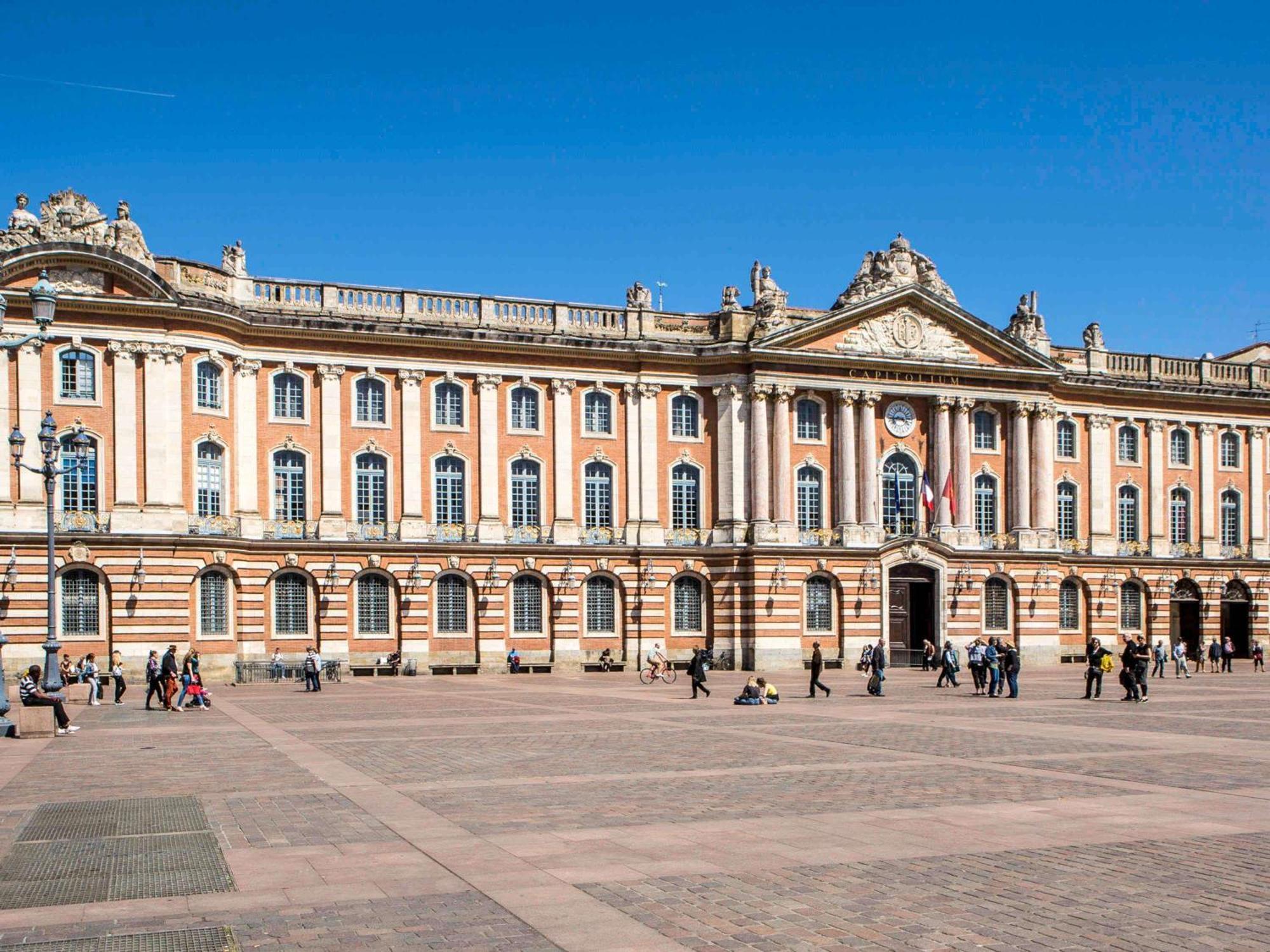 Mercure Toulouse Aeroport Golf De Seilh Bagian luar foto