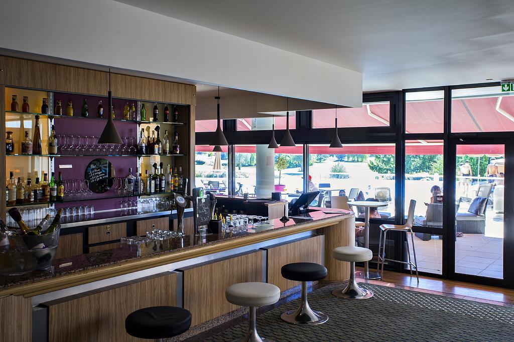 Mercure Toulouse Aeroport Golf De Seilh Bagian luar foto