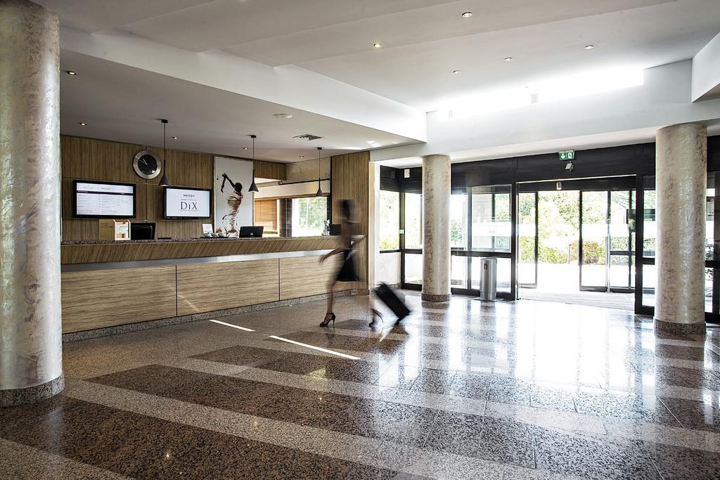 Mercure Toulouse Aeroport Golf De Seilh Bagian luar foto